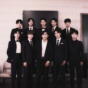 都市激情校园春色亚洲
